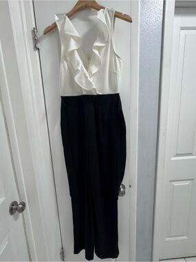 NEW NEVER WORN Wrapper Black & White Ruffle V-Neck Sleeveless Jumpsuit